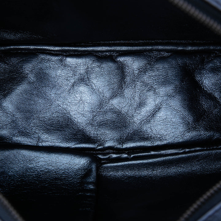 Chanel Medium Metallic Matelassé vieilli Cuir de veau Reissue Sac caméra
