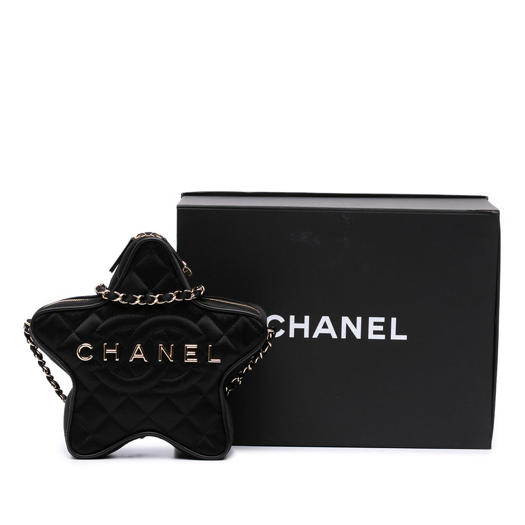Chanel Quilted Satin Walk Of Fame Star Sac porté croisé Noir – GABY PARIS Authentique