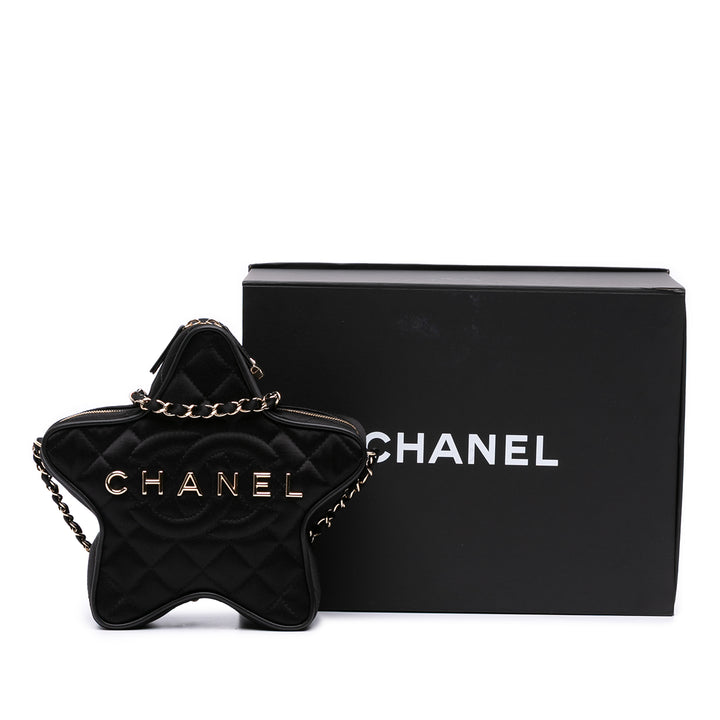 Chanel Quilted Satin Walk Of Fame Star Sac porté croisé Noir – GABY PARIS Authentique