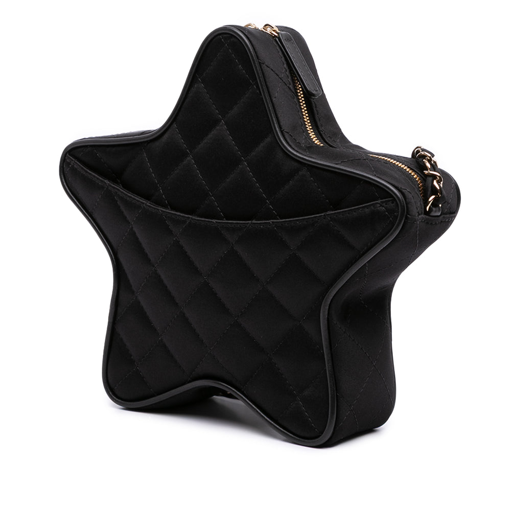 Chanel Quilted Satin Walk Of Fame Star Sac porté croisé Noir – GABY PARIS Authentique