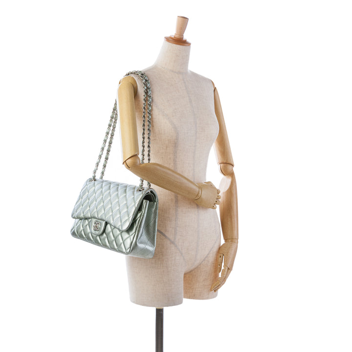 Jumbo Classic Lambskin Double Flap Silver - Gaby Paris