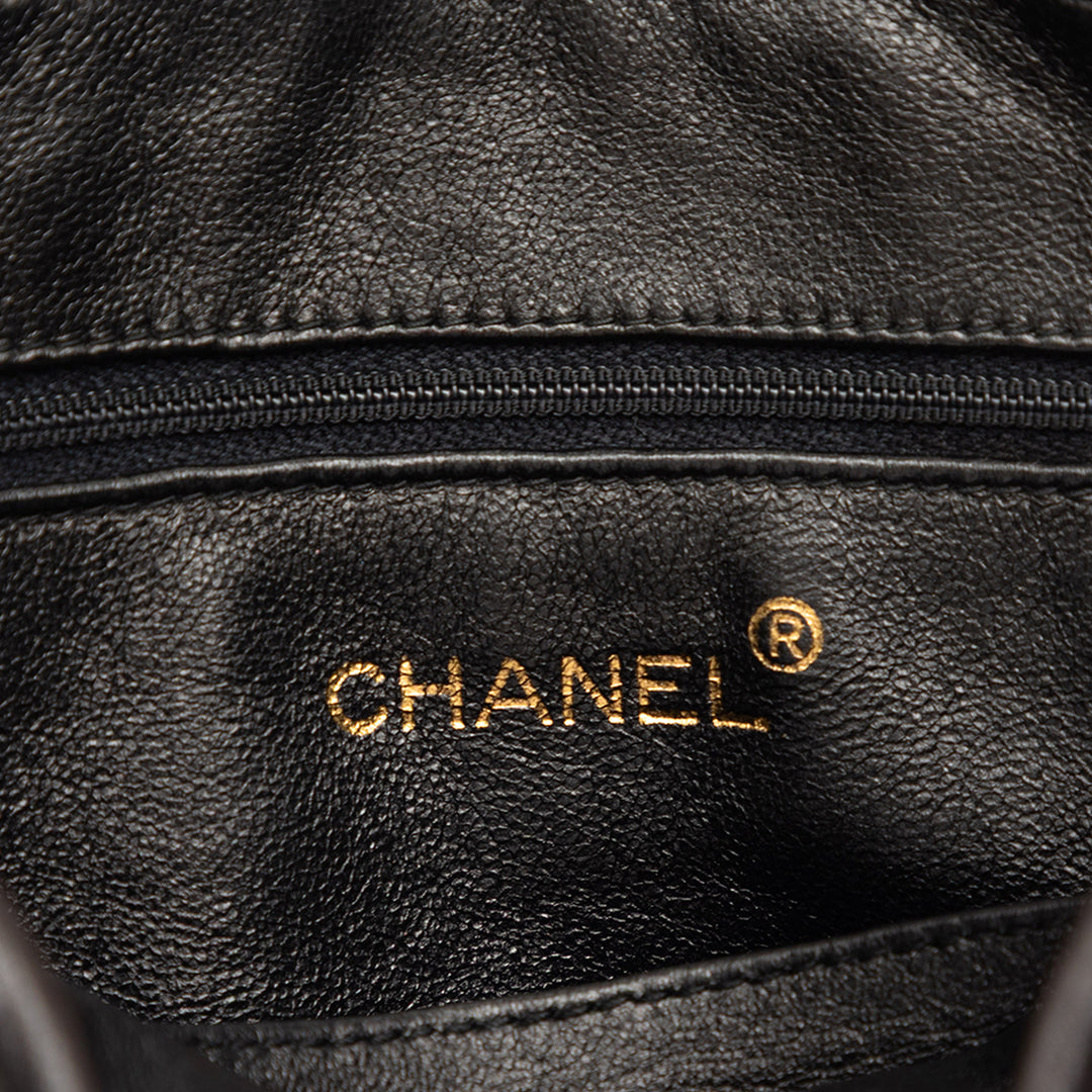 Chanel CC Diagonal Matelassé Cuir d’agneau Pompon Sac caméra