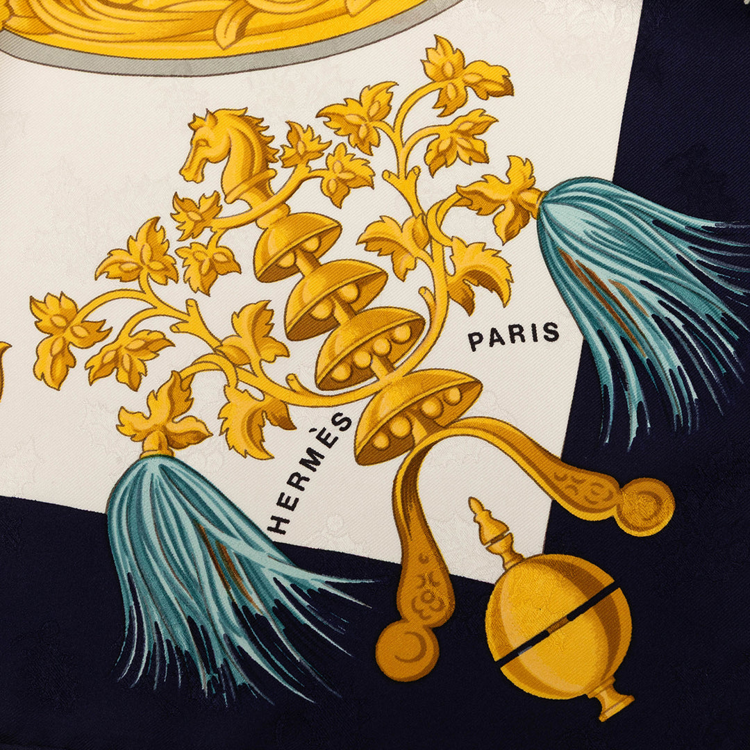 Hermès Plumes et Grelots Soie Foulard 90