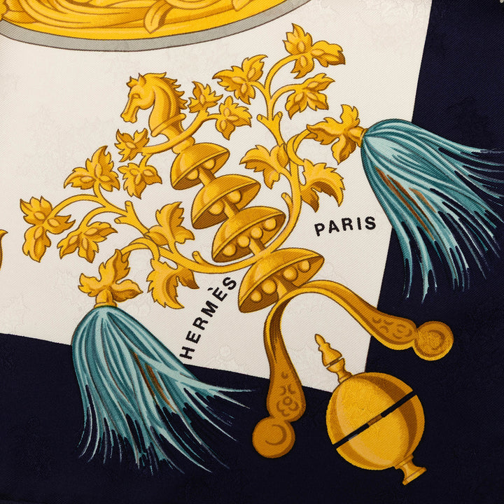 Hermès Plumes et Grelots Soie Foulard 90