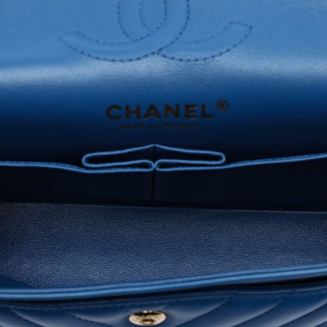 Chanel Small Classic Chevron Cuir d’agneau Double rabat