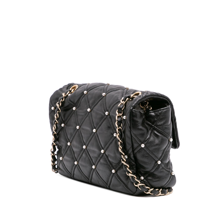 Medium Quilted Lambskin Pearl Studs Flap Black - Gaby Paris