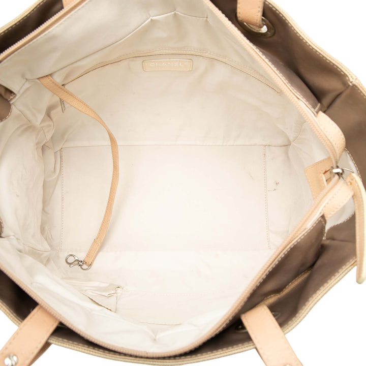 Chanel Cabas Matelassé Paris Biarritz Grand Toile enduite Doré – vue 4 – GABY PARIS
