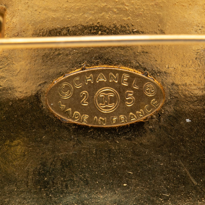 Chanel CC plaqué Matelassé Rond Broche