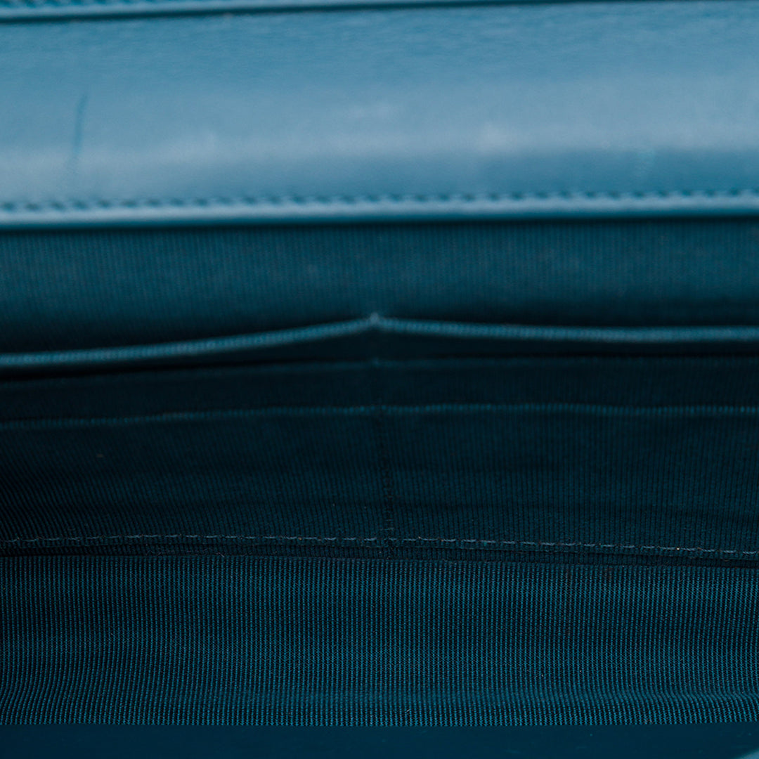 Surpiqué CC Matelassé Wallet on Chain Cuir de veau Bleu