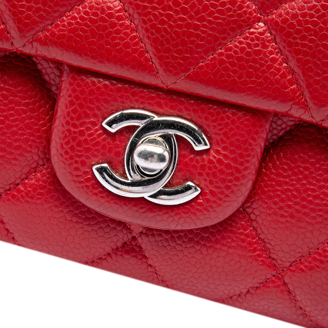 CC Matelassé à rabat Pochette avec chaîne Cuir caviar Rouge