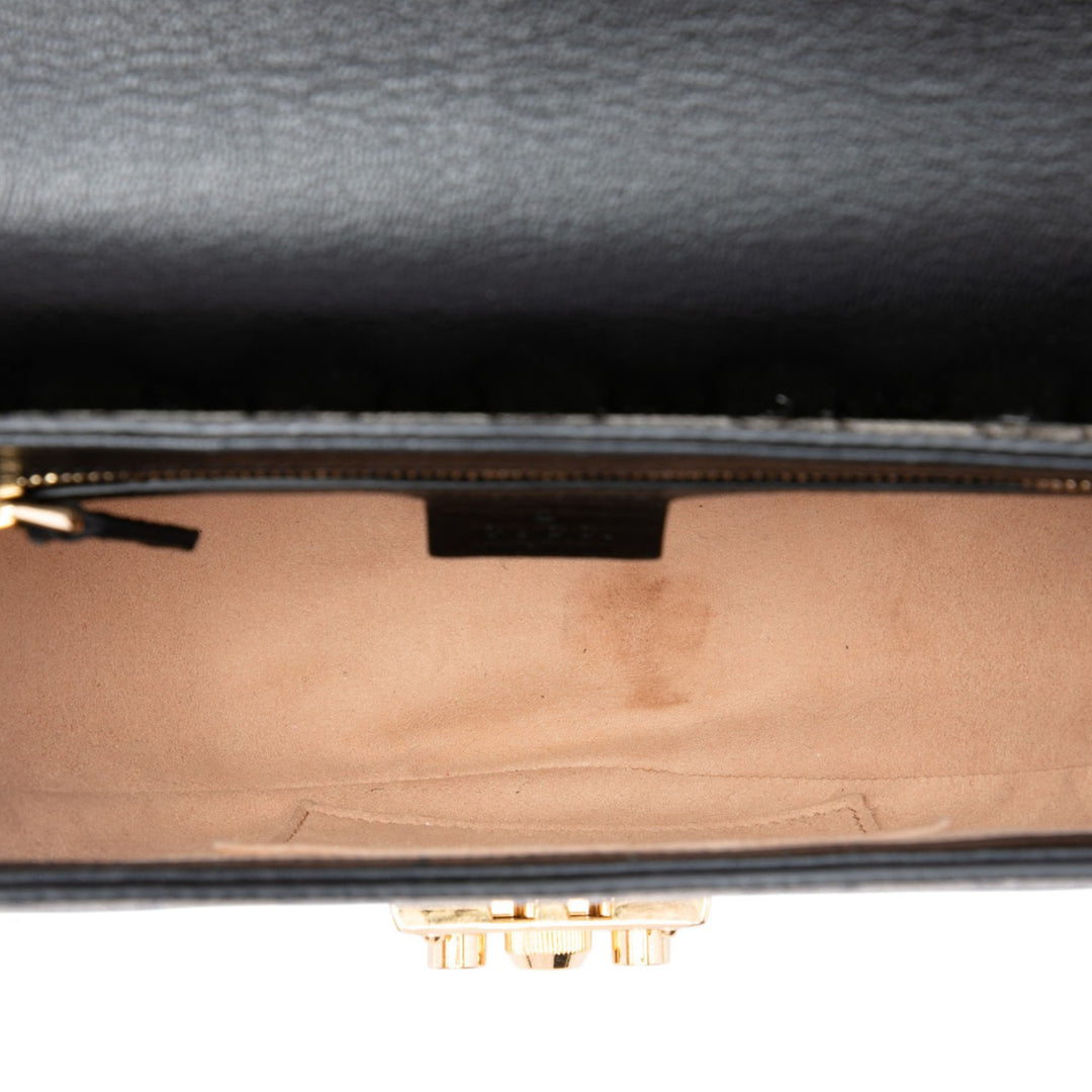Gucci Sac bandoulière Saddle Padlock GG Supreme Beige – vue 4 – GABY PARIS