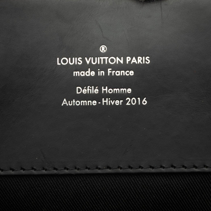 Louis Vuitton Explorer Sac à dos Monogram Eclipse Noir – vue 5 – GABY PARIS