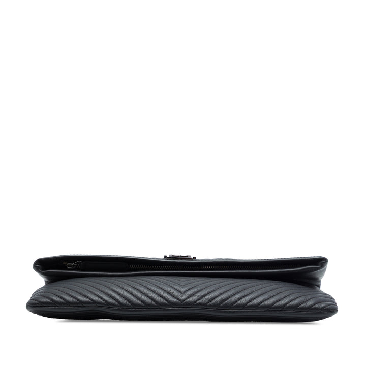 Chanel Chevron Cuir de veau CC Beauty Boy Foldover Pochette