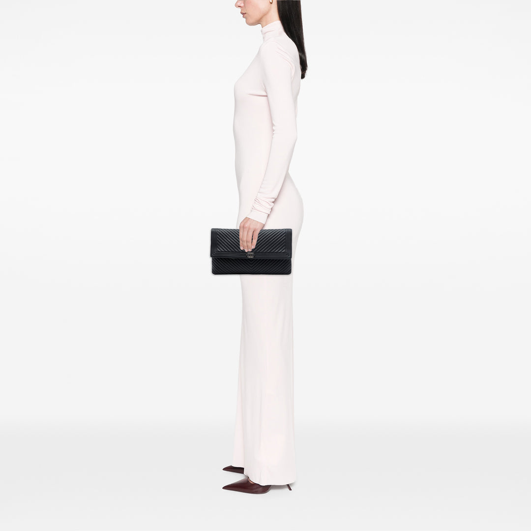 Chanel Chevron Cuir de veau CC Beauty Boy Foldover Pochette
