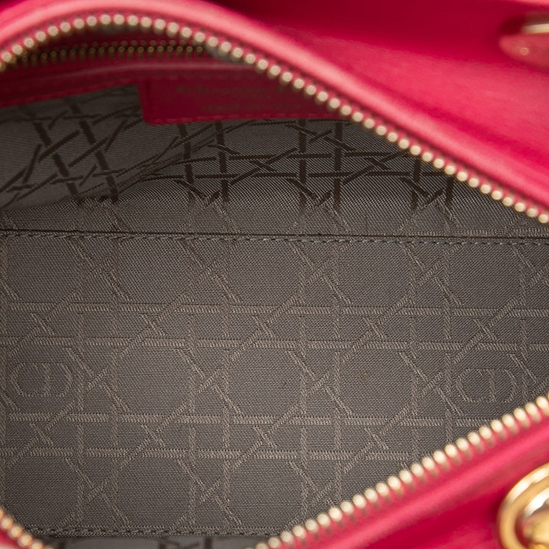 Dior Medium Cuir d’agneau Cannage Lady Dior