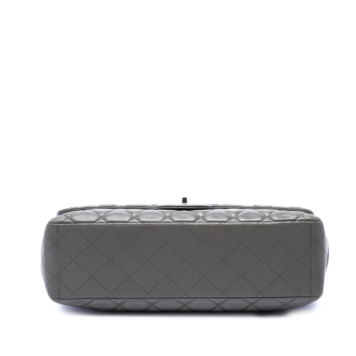 Chanel Classic Rabat simple Maxi Cuir caviar