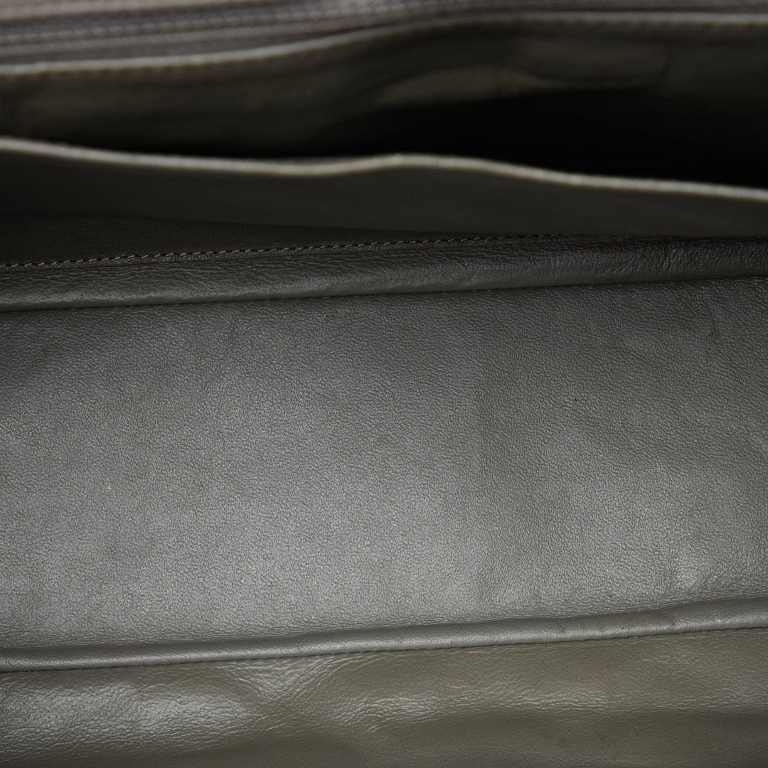 Chanel Classic Rabat simple Maxi Cuir caviar