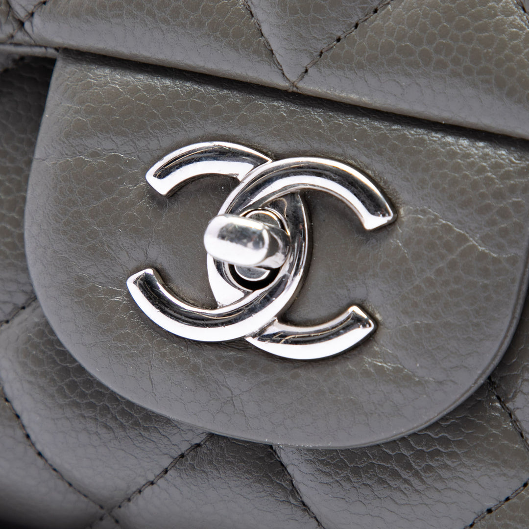Chanel Classic Rabat simple Maxi Cuir caviar