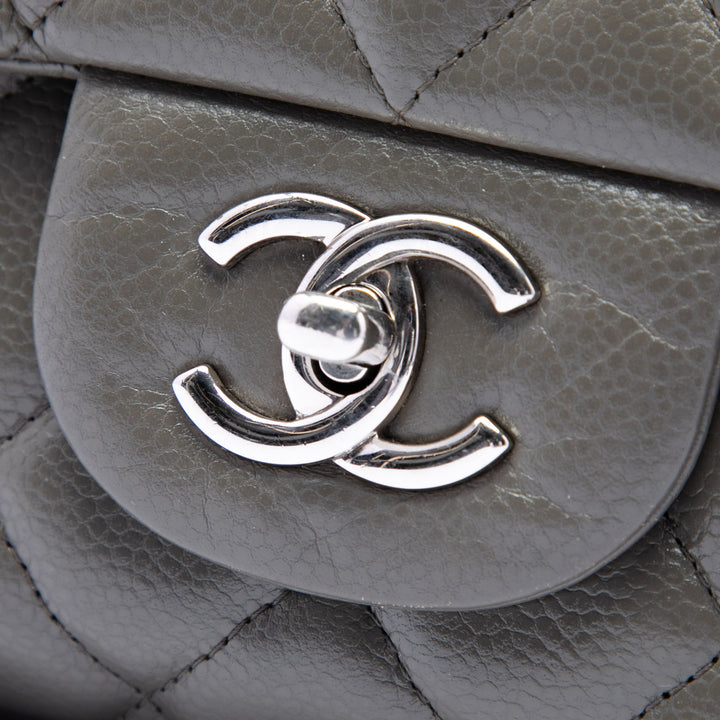 Chanel Classic Rabat simple Maxi Cuir caviar