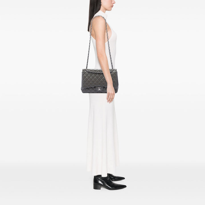 Chanel Classic Rabat simple Maxi Cuir caviar