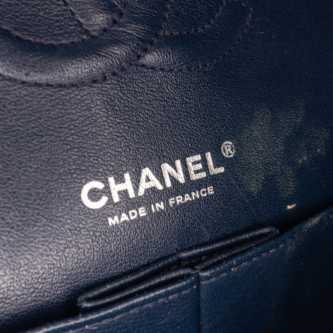 Chanel Medium Classic Cuir verni Double Fla Vert – GABY PARIS Authentique