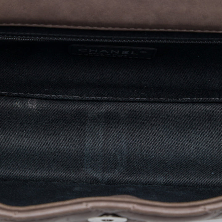 Chanel Paris Byzance Washed Take Away à rabat Jumbo Cuir d'agneau