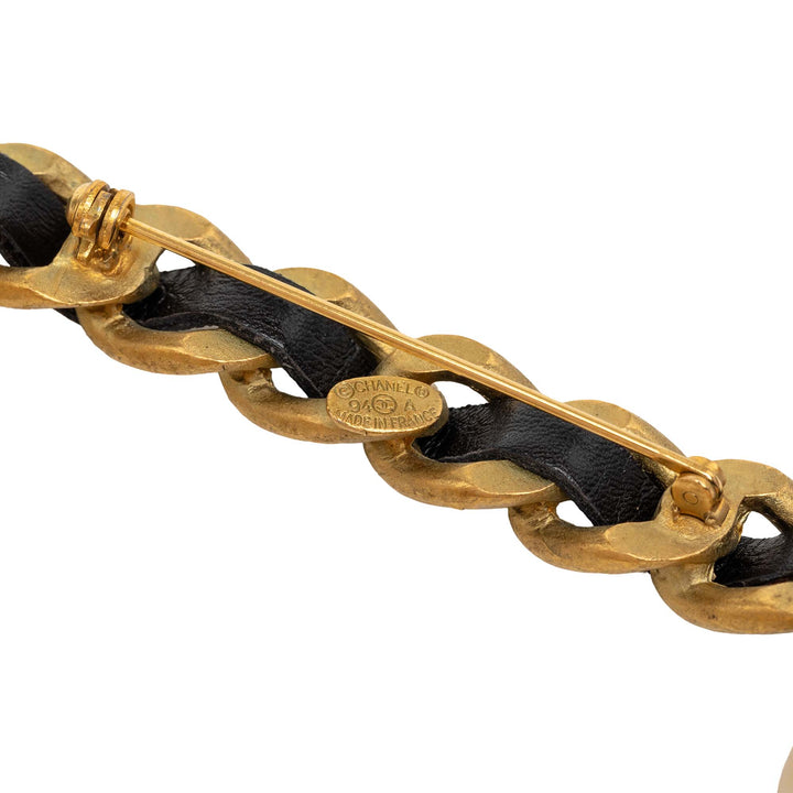 Chanel CC plaqué Perles fantaisie Chaîne Broche Doré – vue 3 – GABY PARIS