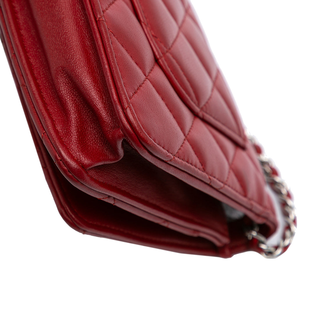 Classic Lambskin Wallet on Chain Red - Gaby Paris