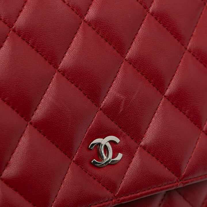 Classic Lambskin Wallet on Chain Red - Gaby Paris