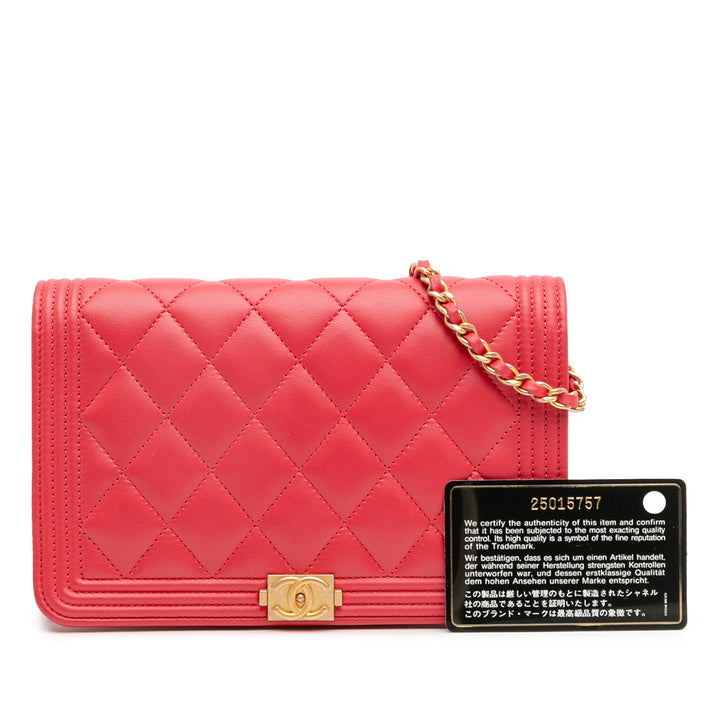 Chanel Quilted Caviar Boy Portefeuille on Chain Rouge – GABY PARIS Authentique
