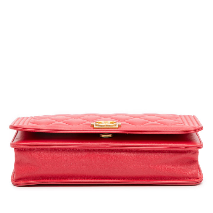 Chanel Quilted Caviar Boy Portefeuille on Chain Rouge – GABY PARIS Authentique