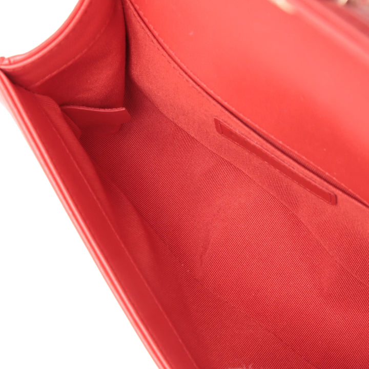 Chanel Small Straw et Cuir d’agneau Boy à rabat