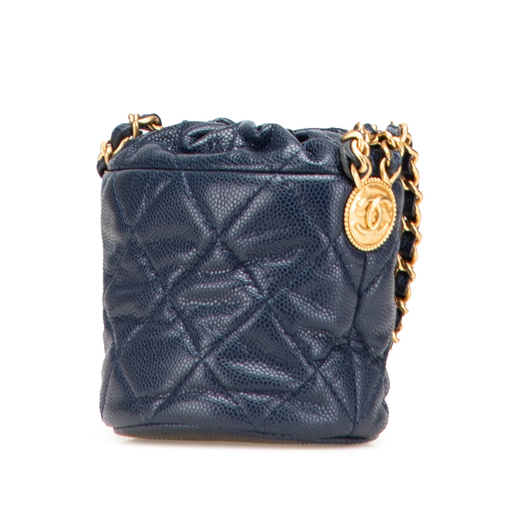 Chanel Matelassé Medallion Charms Sac à cordon seau Mini Cuir caviar