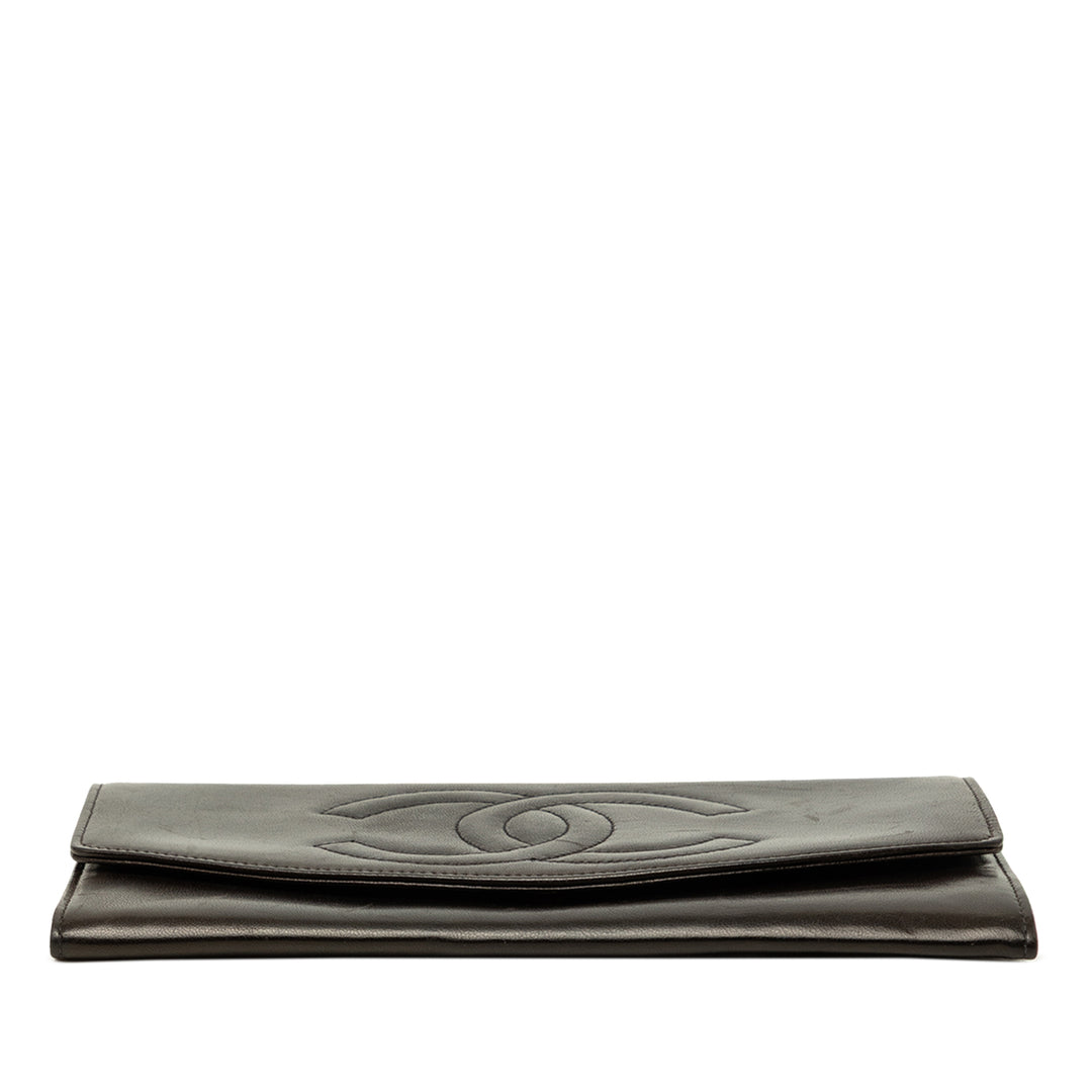 Chanel CC Surpiqué Double rabat Portefeuille long Cuir d'agneau Noir – vue 3 – GABY PARIS