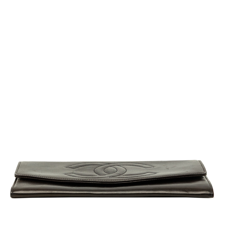 Chanel CC Surpiqué Double rabat Portefeuille long Cuir d'agneau Noir – vue 3 – GABY PARIS