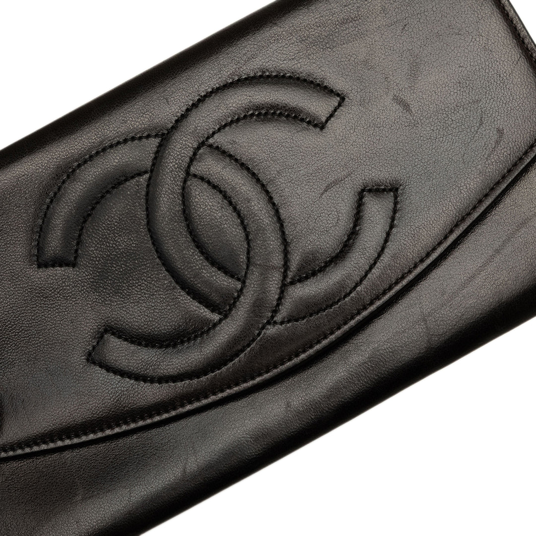 Chanel CC Surpiqué Double rabat Portefeuille long Cuir d'agneau Noir – vue 8 – GABY PARIS