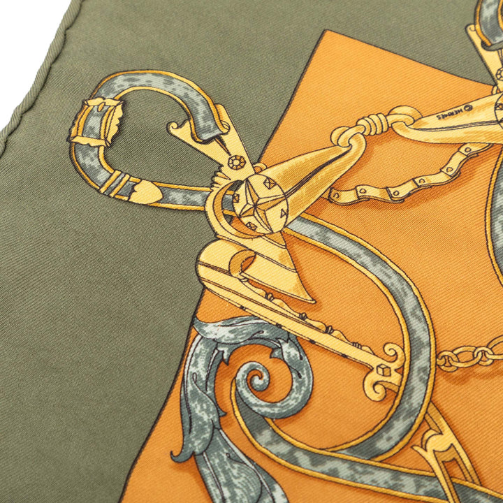 Hermès L Instruction Du Roy Soie Foulard 42