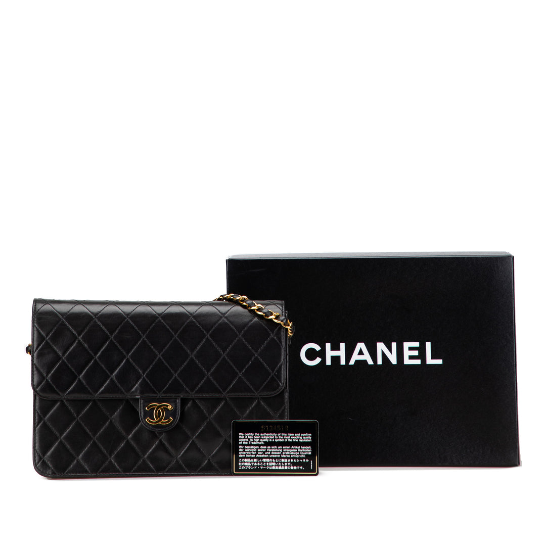 Chanel Medium CC Quilted Cuir d’agneau Simple rabat Noir