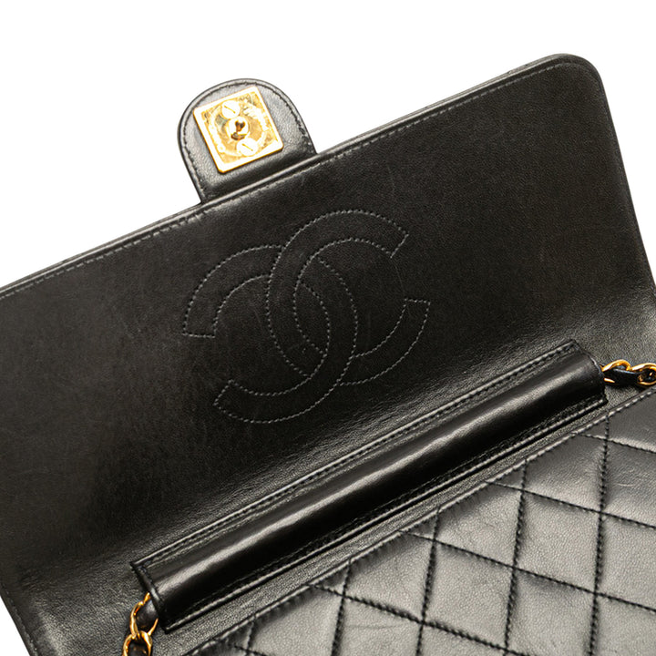 Chanel Medium CC Quilted Cuir d’agneau Simple rabat Noir