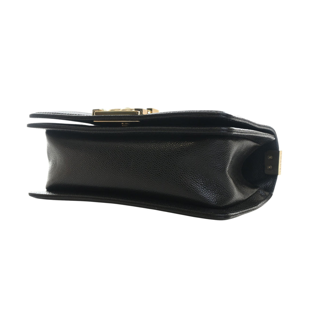 Chanel Small Chevron Caviar Boy à rabat