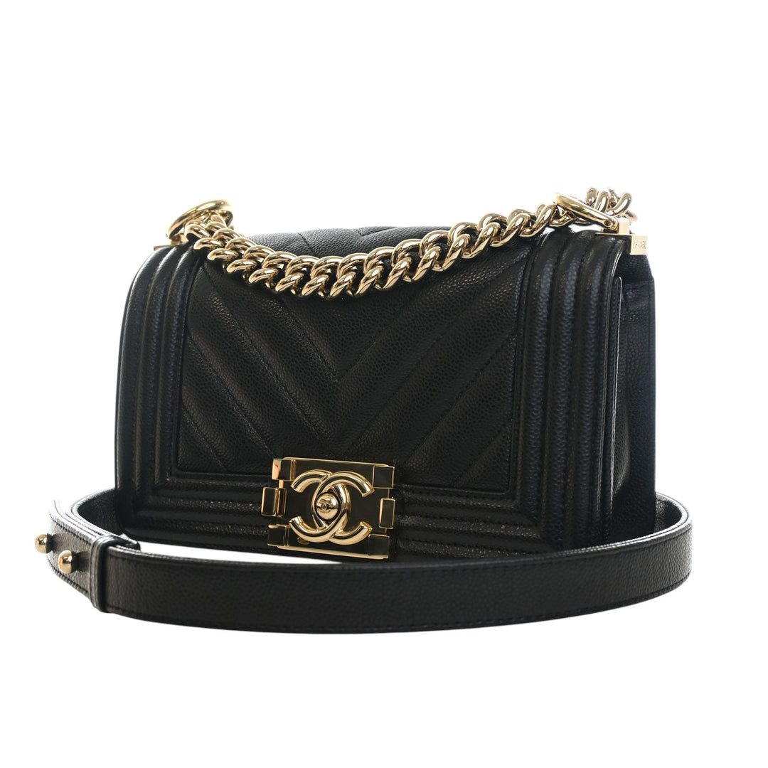 Chanel Small Chevron Caviar Boy à rabat