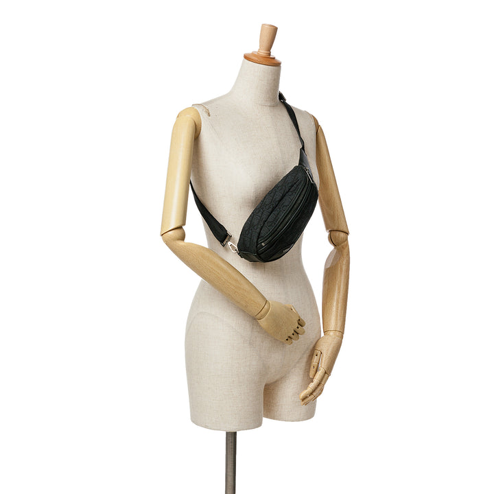 Oblique Scarab Sling Black - Gaby Paris