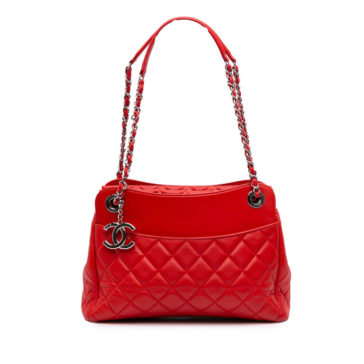 Quilted Lambskin 7 Tote Red - Gaby Paris
