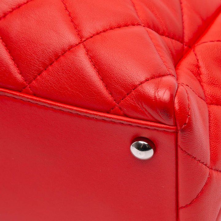 Quilted Lambskin 7 Tote Red - Gaby Paris