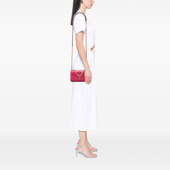 Chanel Matelassé 19 Wallet on Chain Cuir d'agneau