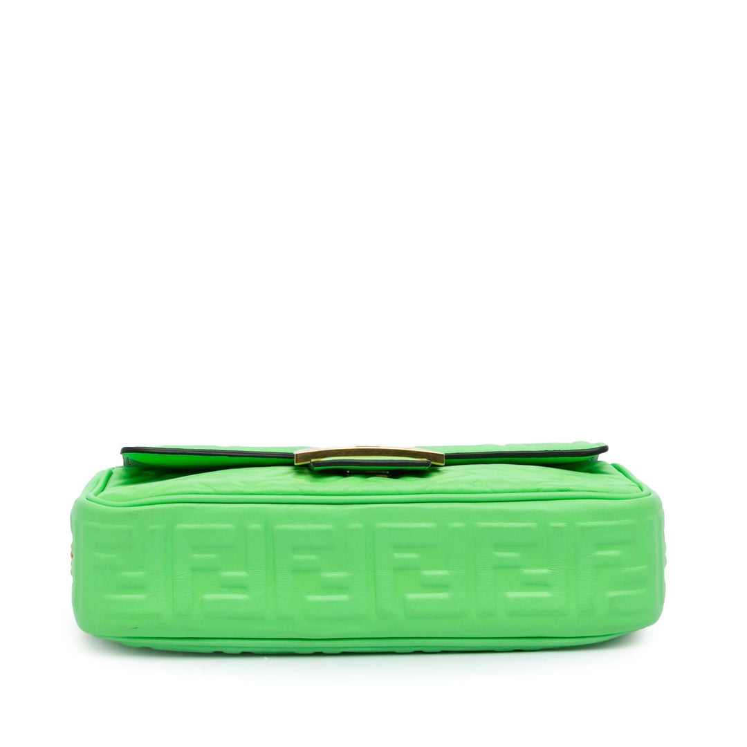 Fendi Sac porté épaule Zucca embossé Chaîne Midi Baguette Vert – vue 3 – GABY PARIS