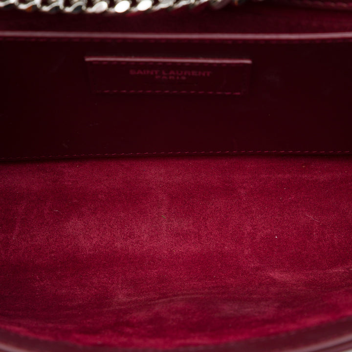 Saint Laurent Classic Kate Pompon Sac Moyen Cuir de veau lisse Rouge – vue 4 – GABY PARIS