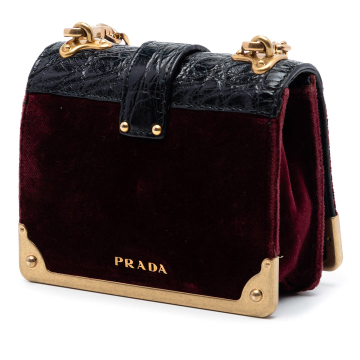 Prada Micro Croc embossé Cuir à finitions Velluto Cahier Sac porté croisé
