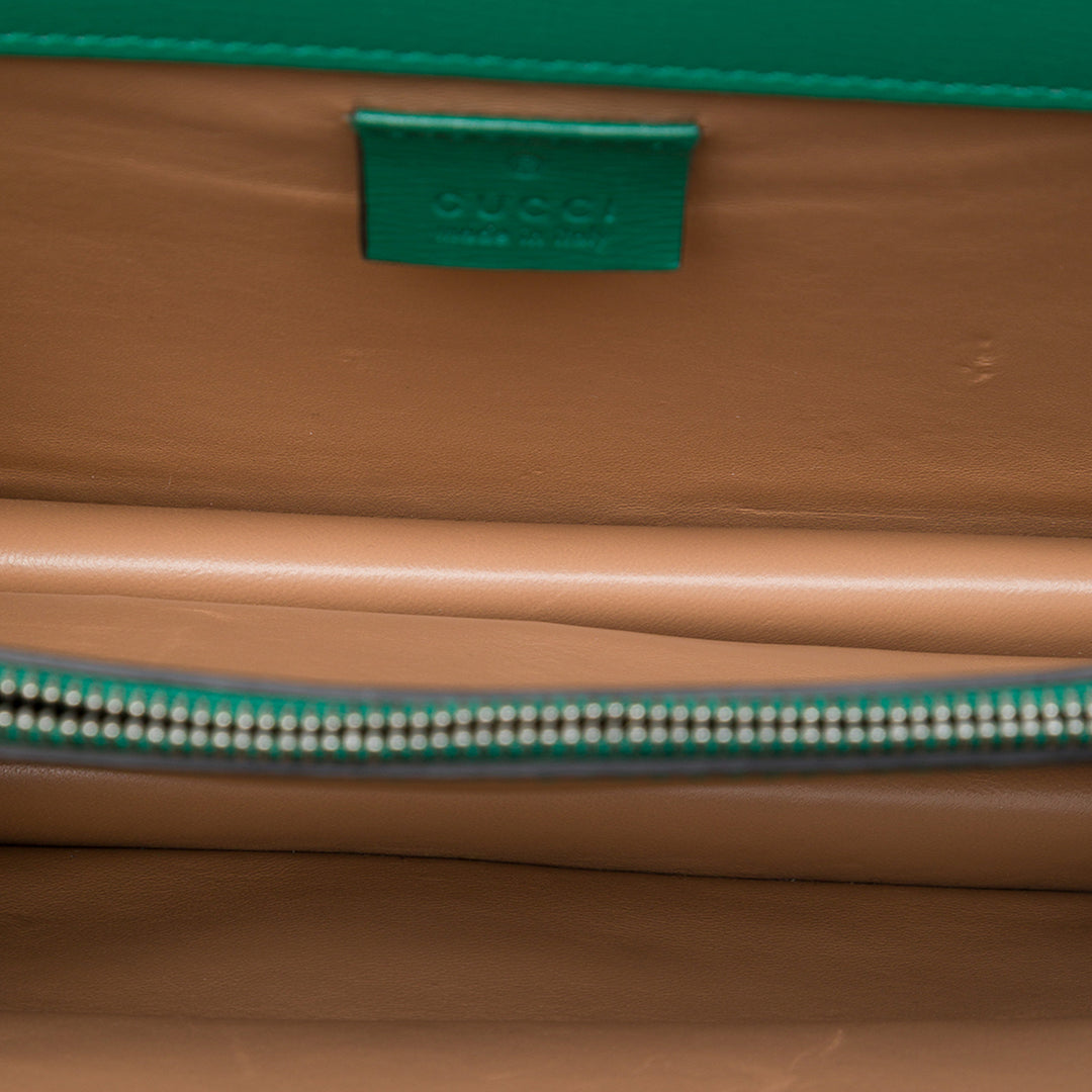 Gucci Sac porté épaule Effect Dionysus GG Supreme Moyen Beige – vue 4 – GABY PARIS