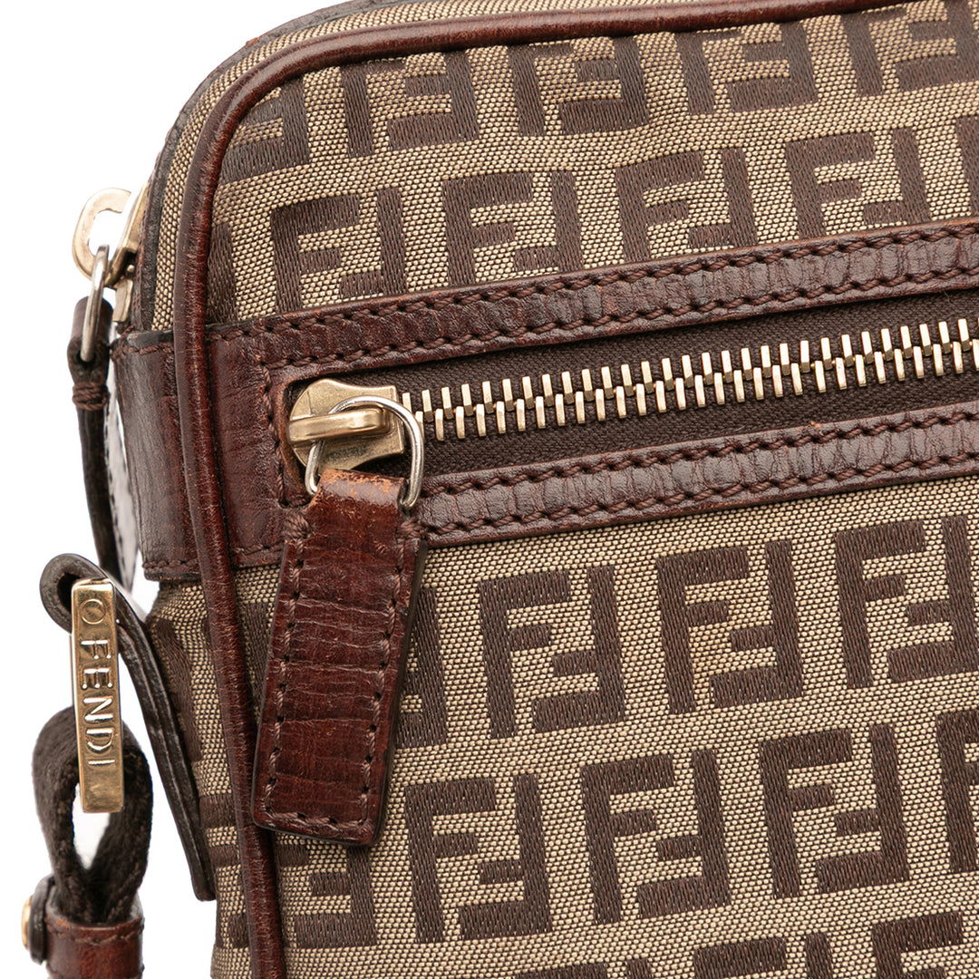 Zucchino Canvas Crossbody Brown - Gaby Paris